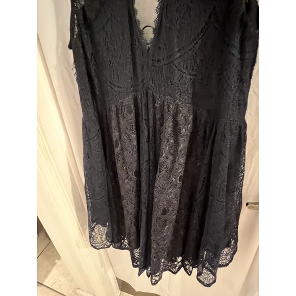 Free People Don't You Dare Lace Mini Dress in Black Combo Sz M Boho Goth Witchy - Picture 4 of 13